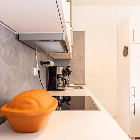 Apartment 3 Bdr - Jacuzzi - Bbq - Sauna - Roof